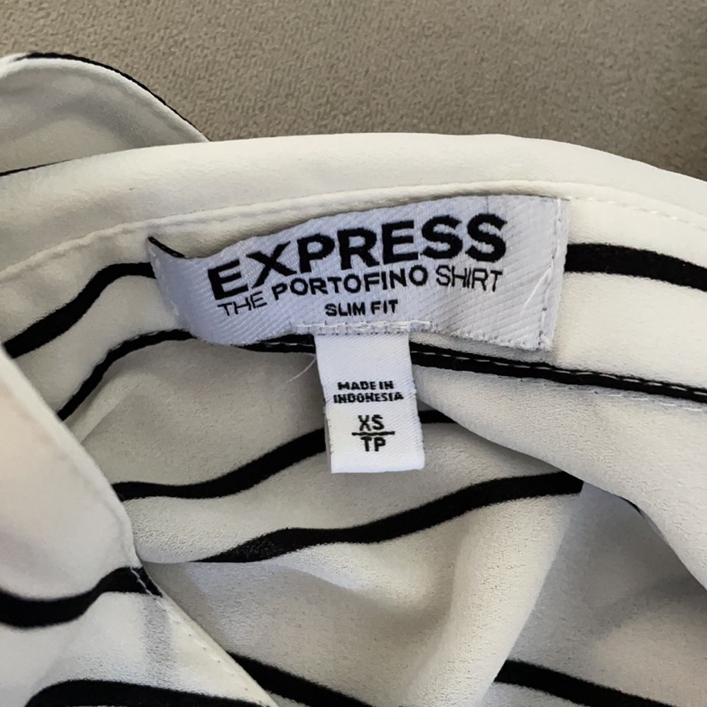 Express button up - Picture 4 of 5